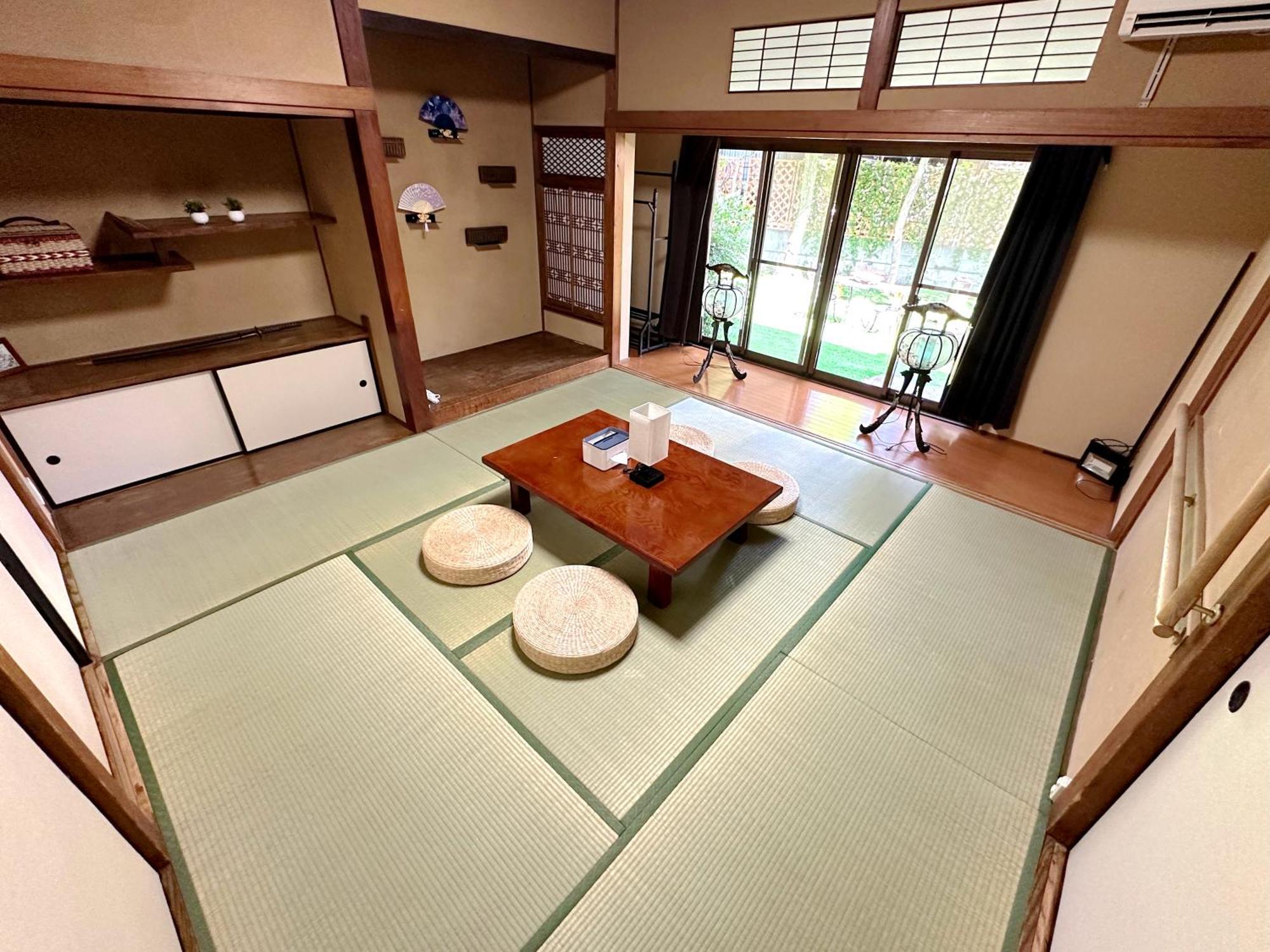 Family Or Business Travel 20 Percent Off丨200 Sqm 丨 14 Min To Shinjuku 丨century-Old Japanese Garden 丨3 Parking Spaces丨4 Bedrooms Präfektur Tokio Exterior foto
